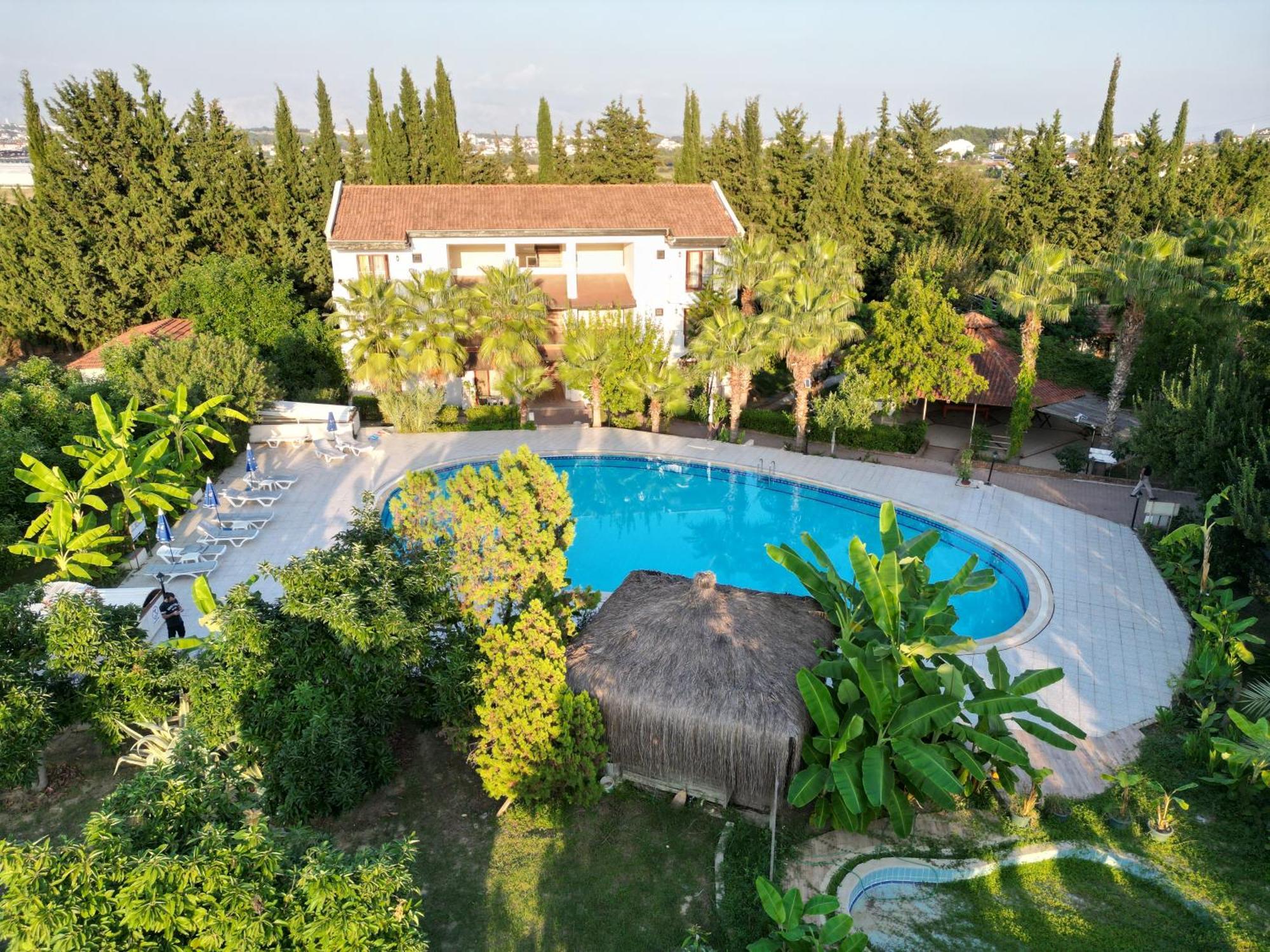 Hotel apartamentowy Lemas 3*