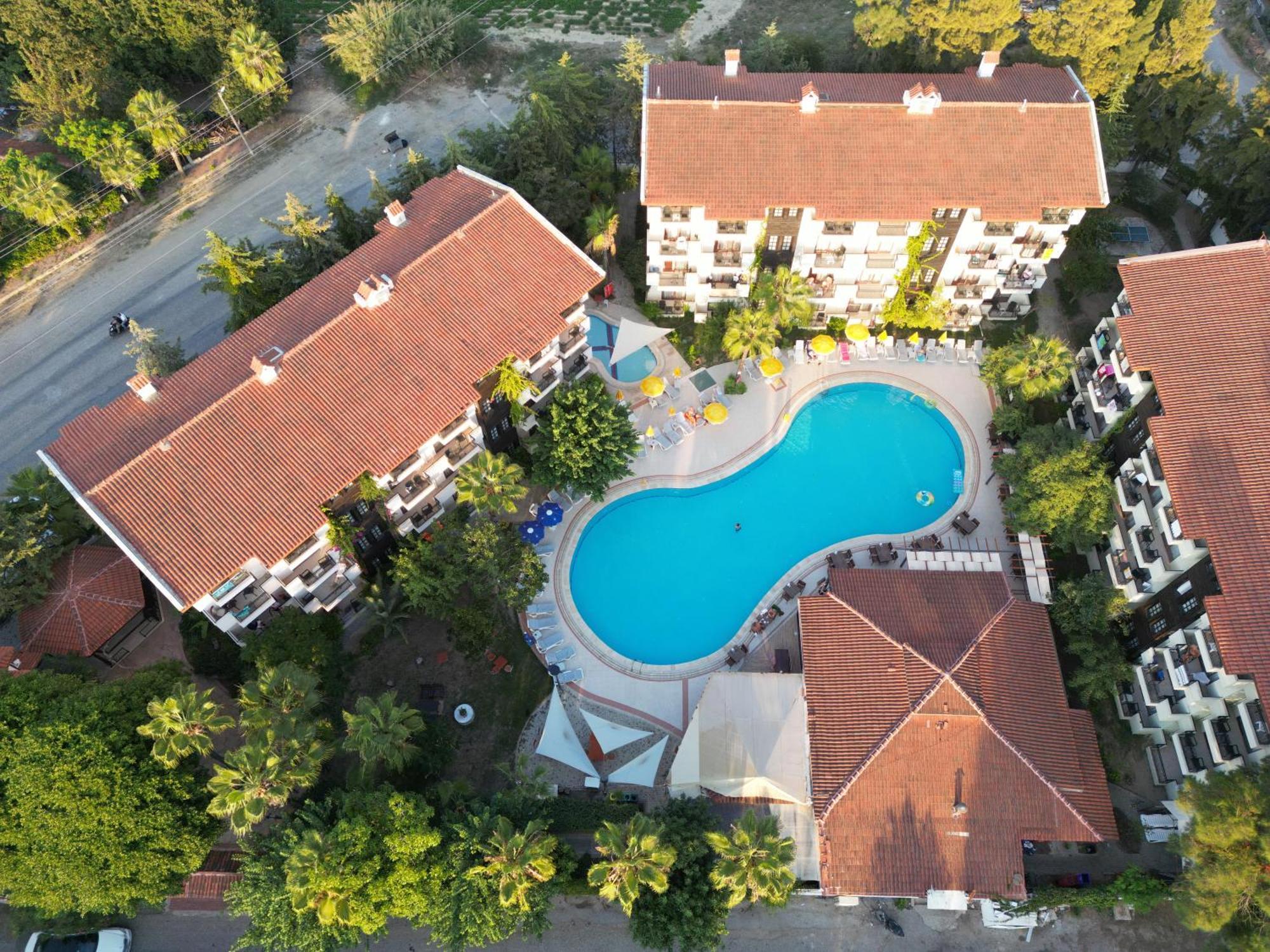 Hotel apartamentowy Lemas Side